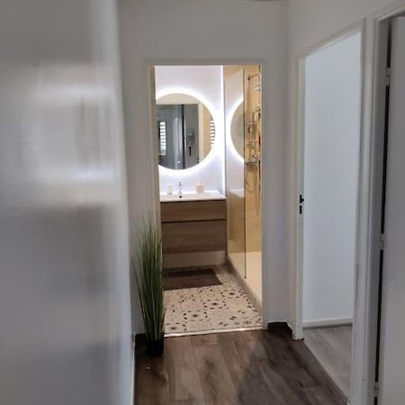 App 5 Pers, Parking, 3Mn Rer A, 40 Mn Du Centre De Paris, Cergy Le Haut Apartment Екстериор снимка