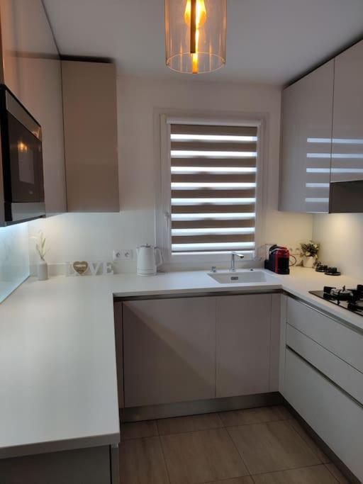 App 5 Pers, Parking, 3Mn Rer A, 40 Mn Du Centre De Paris, Cergy Le Haut Apartment Екстериор снимка