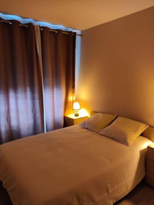 App 5 Pers, Parking, 3Mn Rer A, 40 Mn Du Centre De Paris, Cergy Le Haut Apartment Екстериор снимка