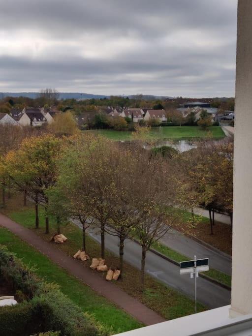 App 5 Pers, Parking, 3Mn Rer A, 40 Mn Du Centre De Paris, Cergy Le Haut Apartment Екстериор снимка