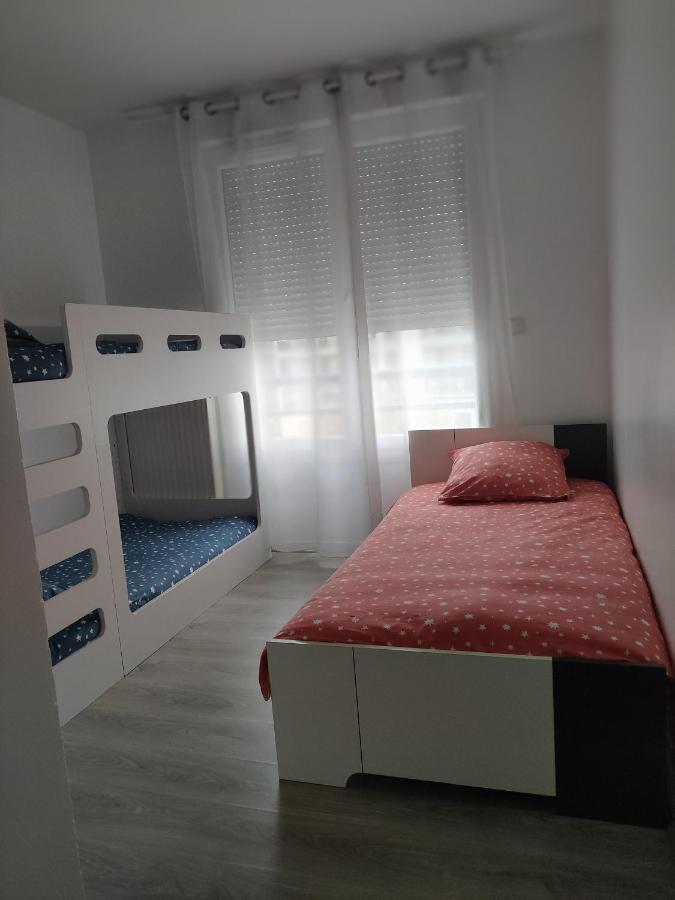 App 5 Pers, Parking, 3Mn Rer A, 40 Mn Du Centre De Paris, Cergy Le Haut Apartment Екстериор снимка